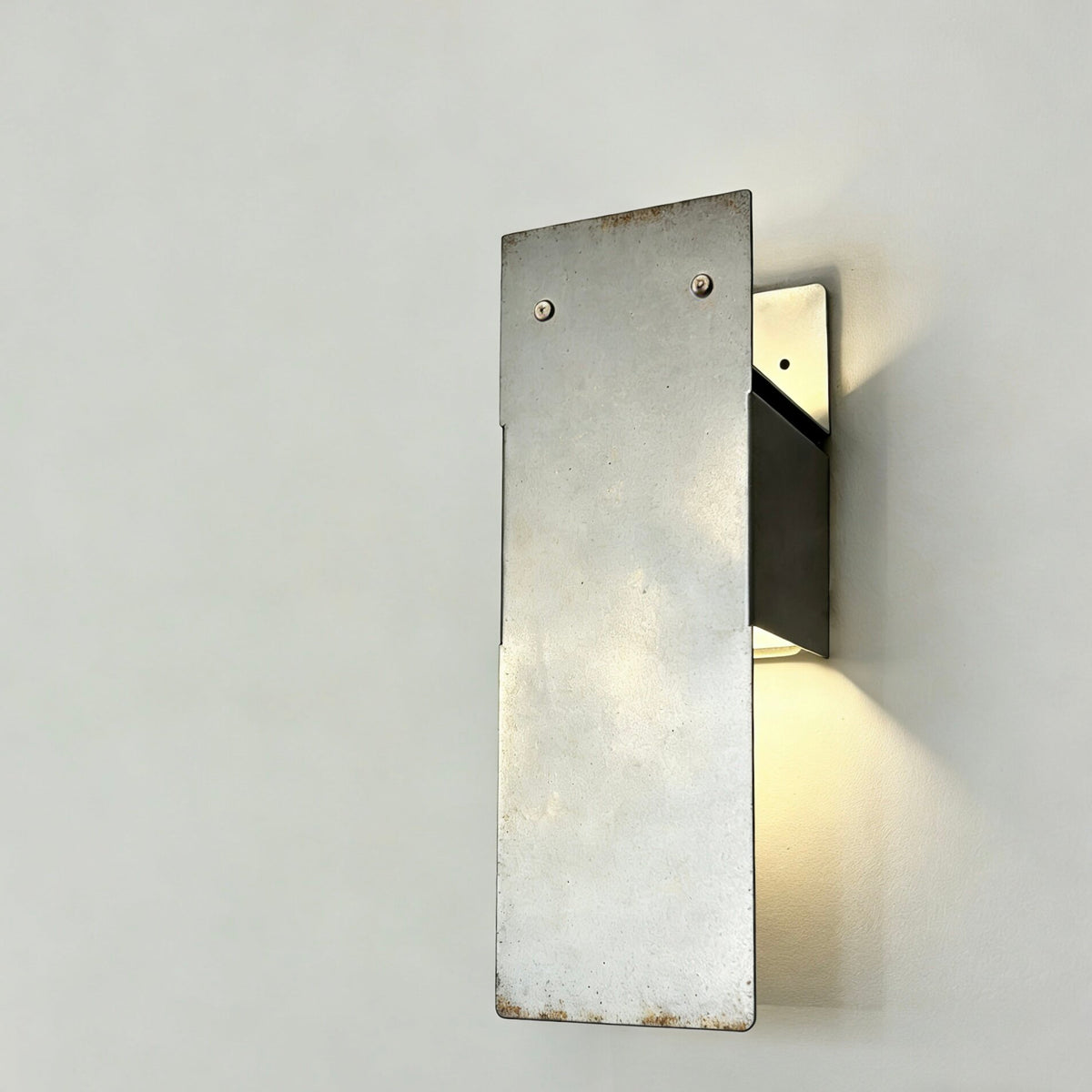 wall lamp