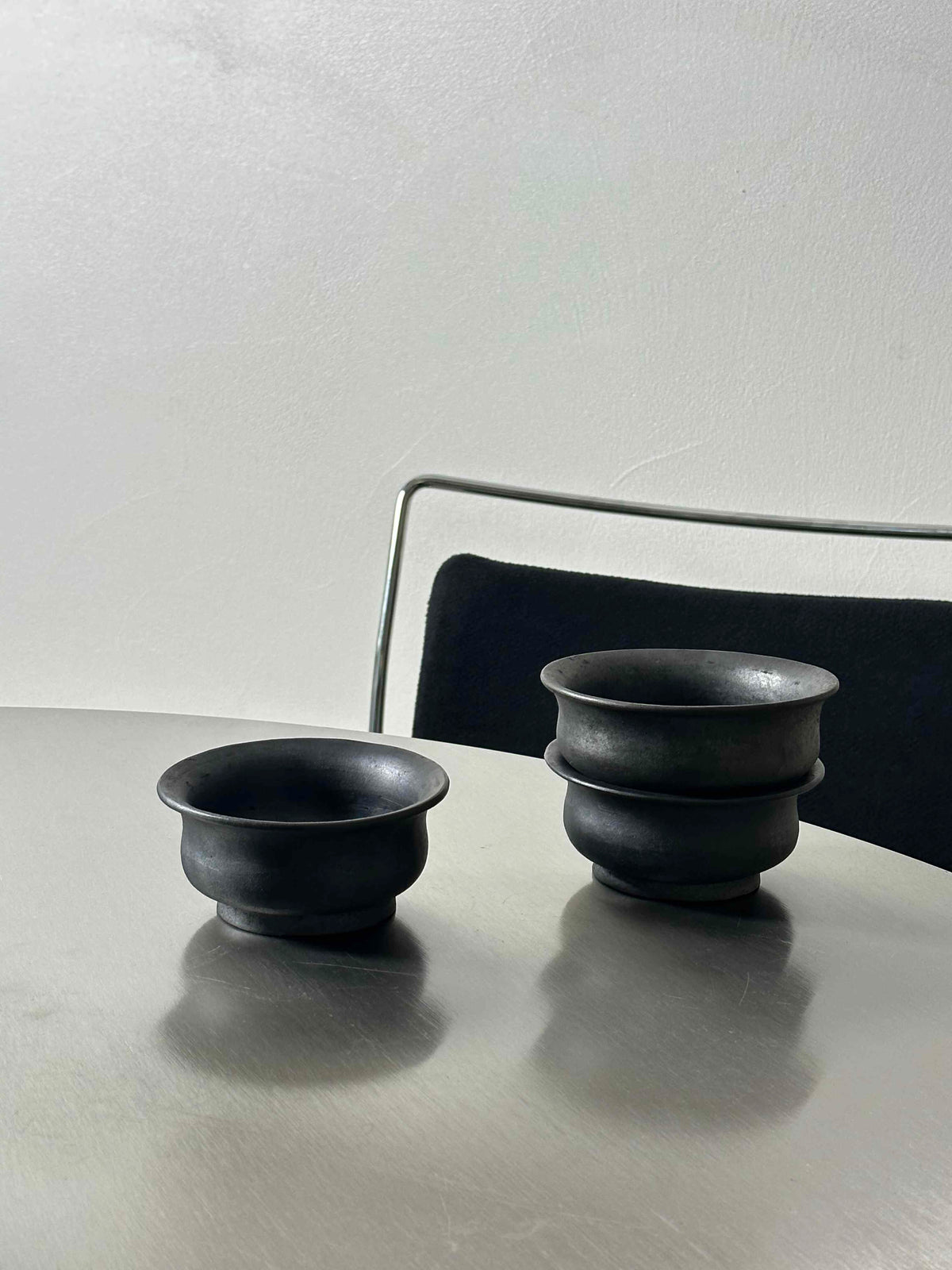 How many black pottery Tibetan handmade black pottery bowls are handmade by intangible cultural heritage craftsmen