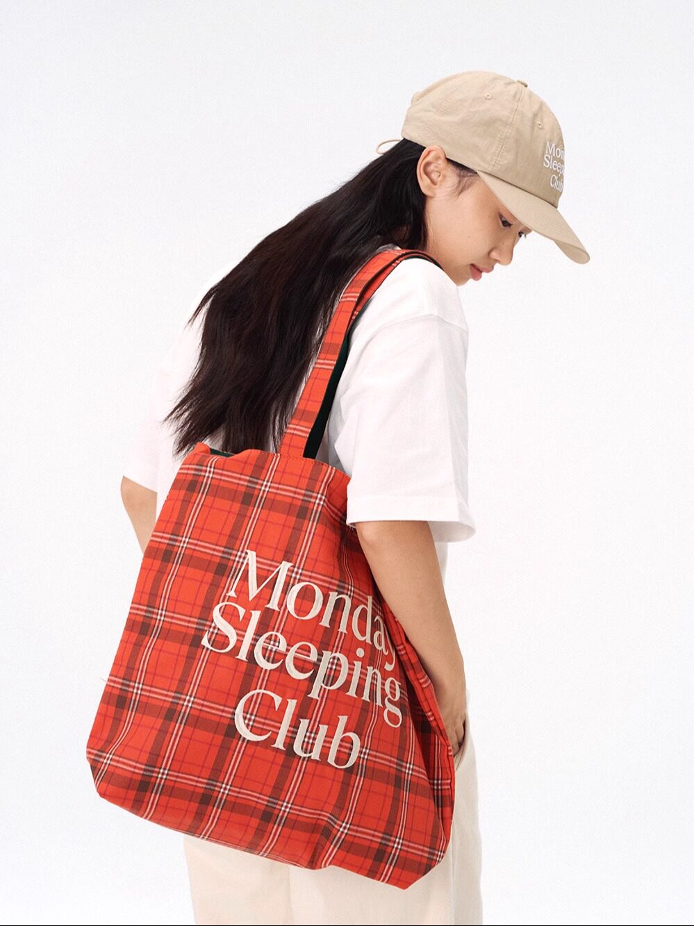 MondaySleepingClub standard font embroidered check contrast tote bag