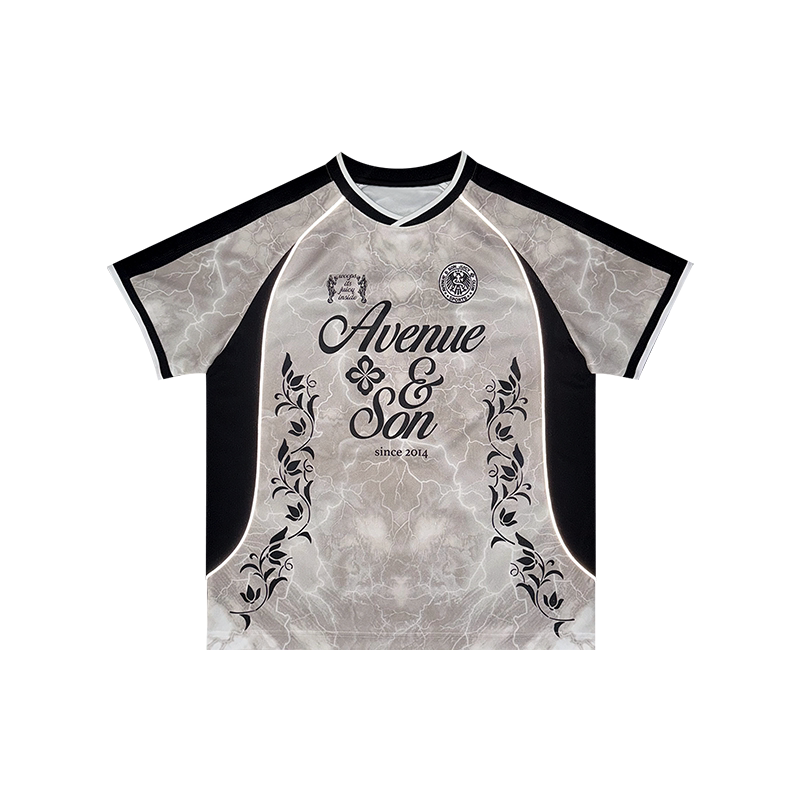 AVENUE&SON x JUICY2026 co-branded retro football casual culture short-sleeve jersey with quick-drying and breathable features