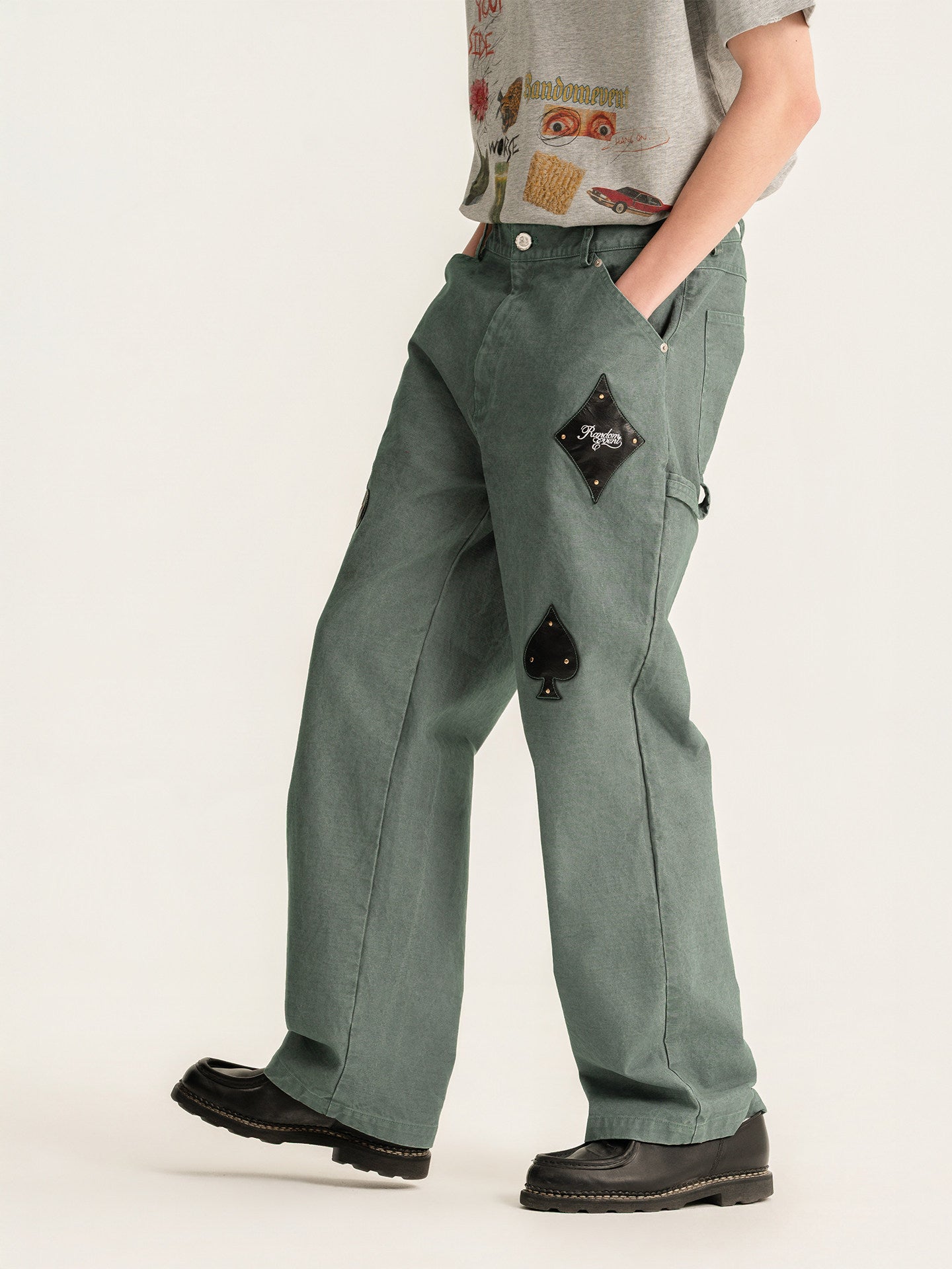 Randomevent poker cargo pants, leather tag patches, lumberjacks, washed ready-to-wear, dyed cotton, slub texture