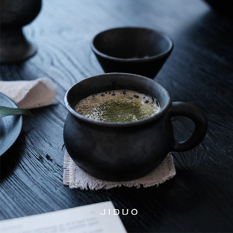 Several black pottery Tibetan intangible cultural heritage handmade black black pottery cups, milk tea cups, tea cups, coffee cups, household items, retro