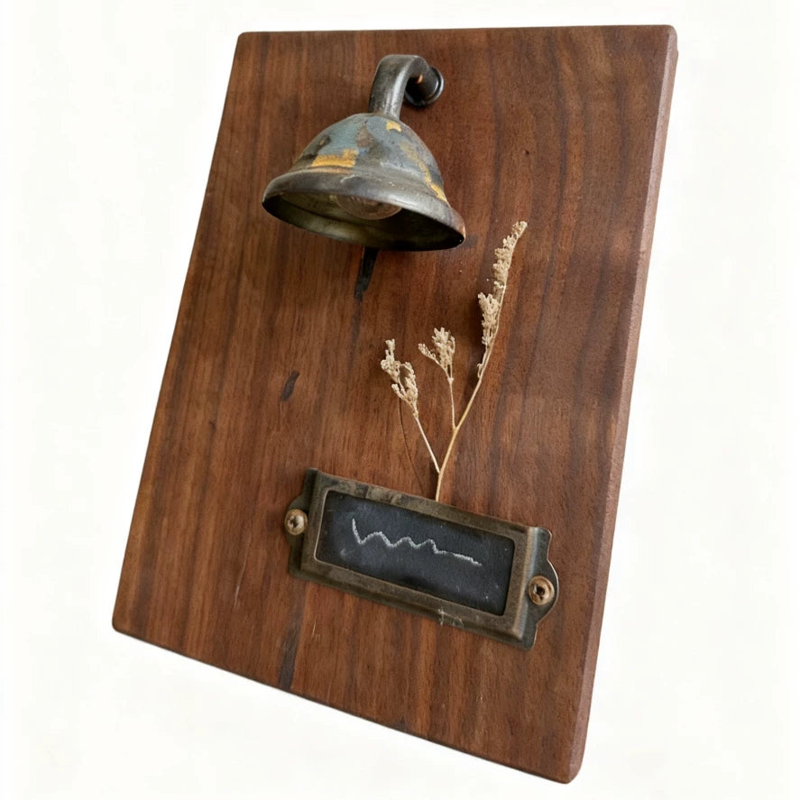 Mini vintage-style black walnut wood panel lamp, vintage vintage night light, used desktop lamp, mini lamp doll