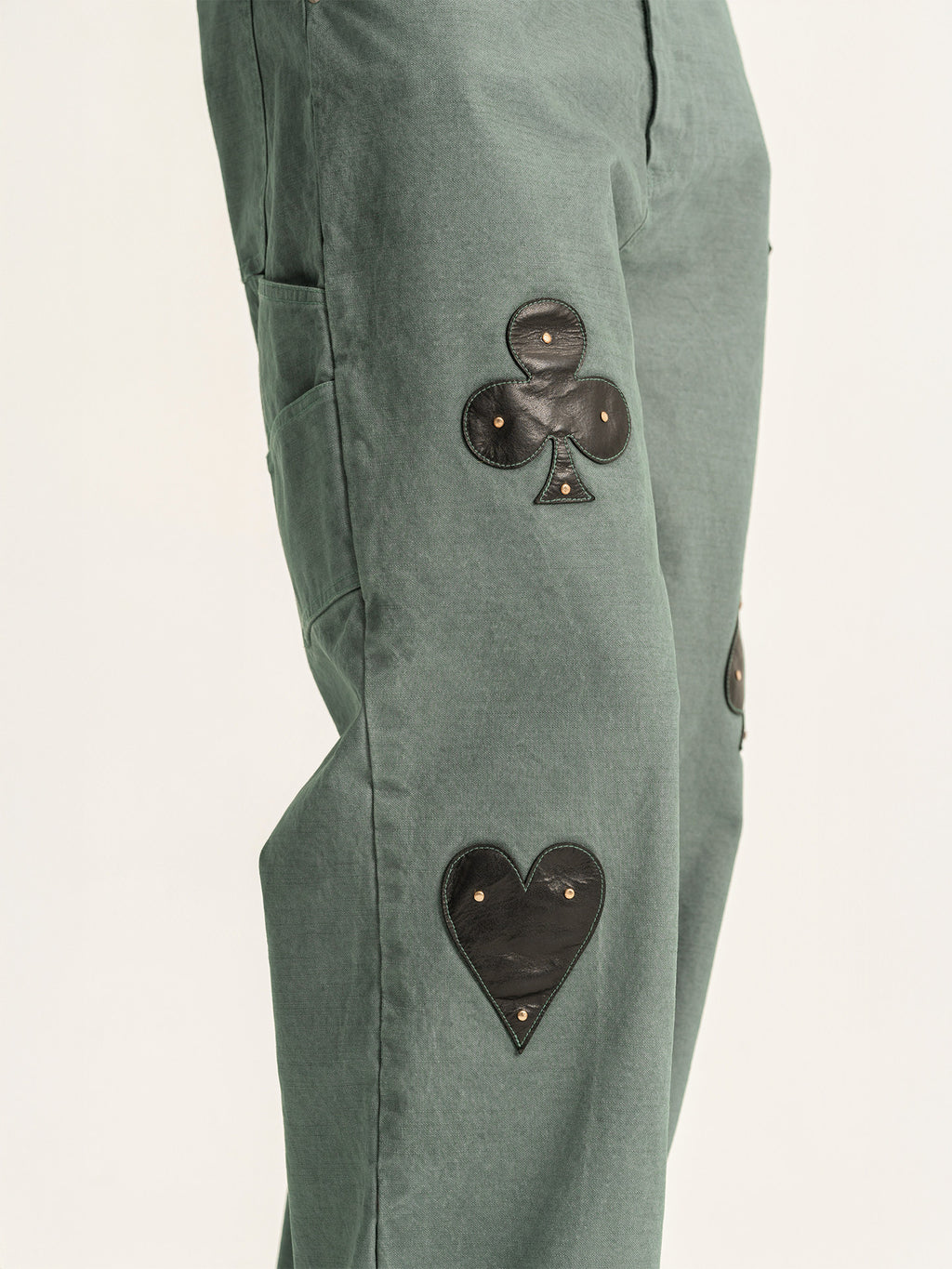Randomevent poker cargo pants, leather tag patches, lumberjacks, washed ready-to-wear, dyed cotton, slub texture