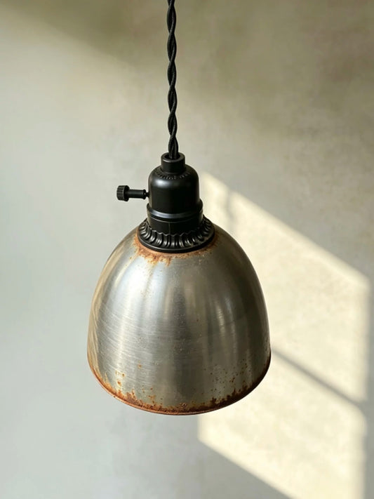 Japanese-style distressed ironwork, vintage homestay café, bedroom, dining room, bar counter, long-term return art, vintage chandeliers