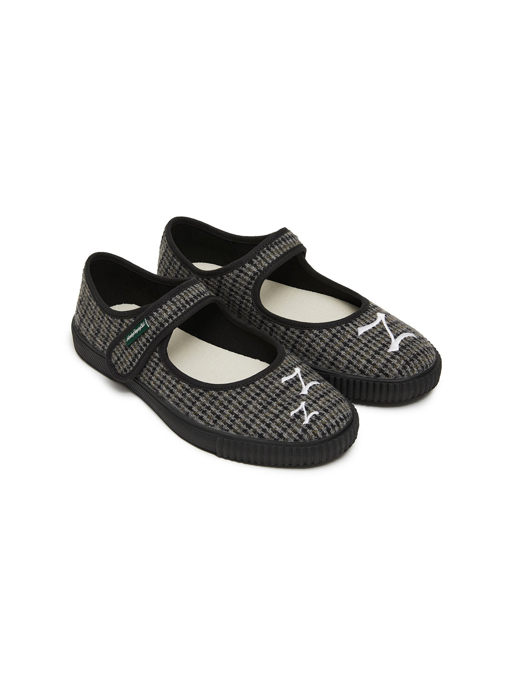 Monday Sleeping Club Sleep Academy Entering Dreams zzz font asymmetrical embroidered plaid Mary Jane shoes