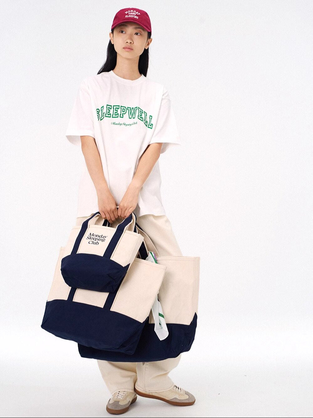 Monday Sleeping Club standard font graphic embroidery color-block tote bag