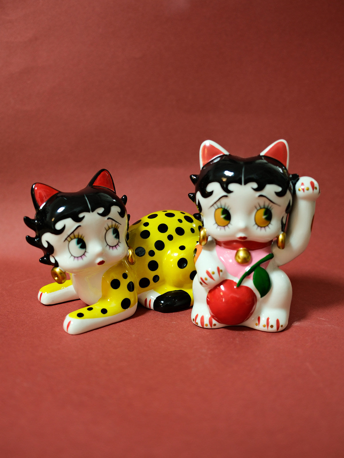 Ceramic lucky cat decorative ornament