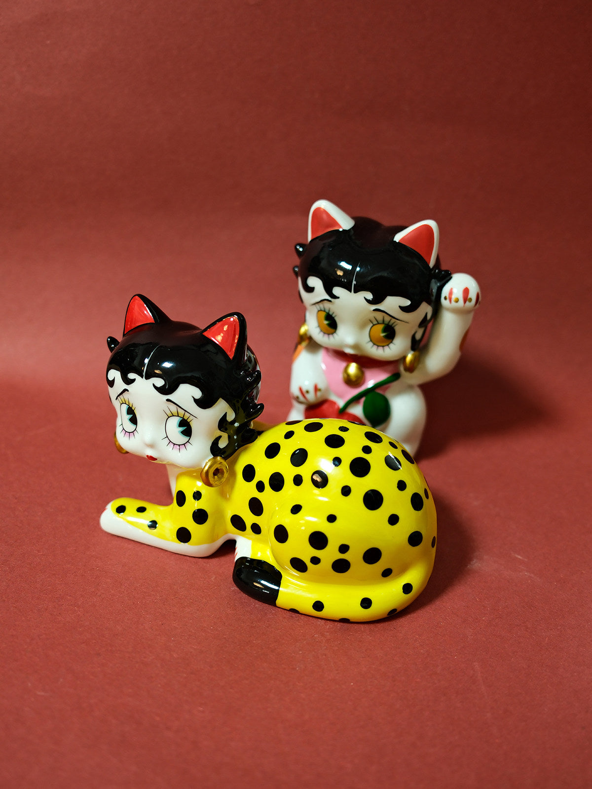Ceramic lucky cat decorative ornament