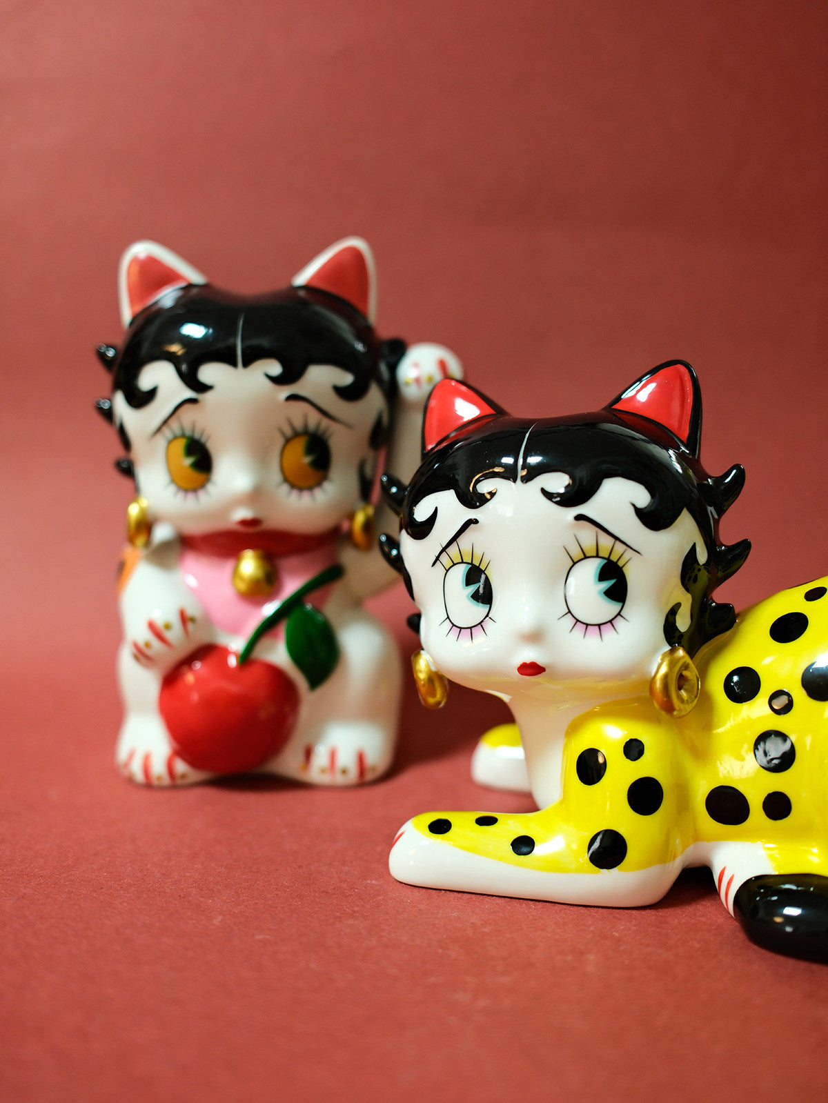 Ceramic lucky cat decorative ornament