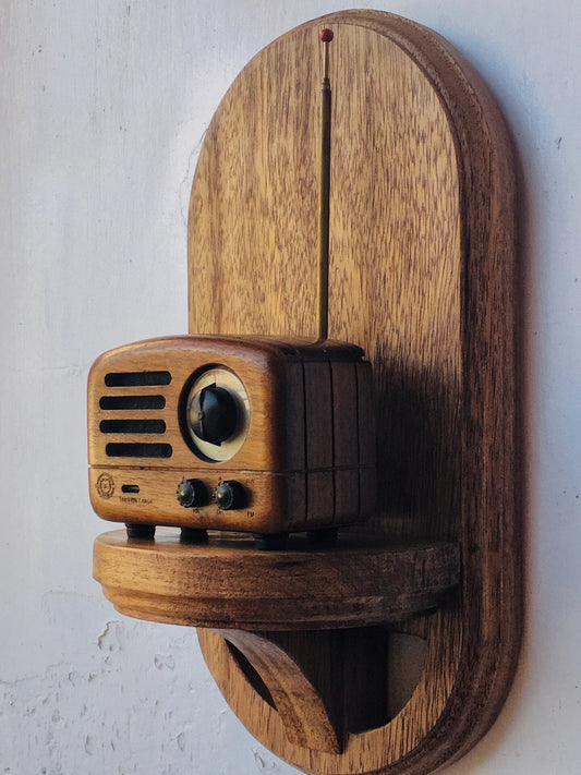 Vintage style solid wall hanging Storage Rack