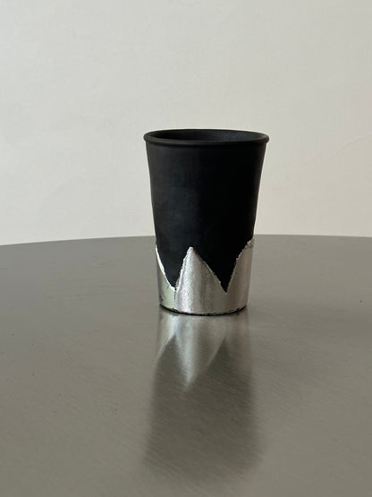 Many black pottery handmade silver-leaf snow mountain cups