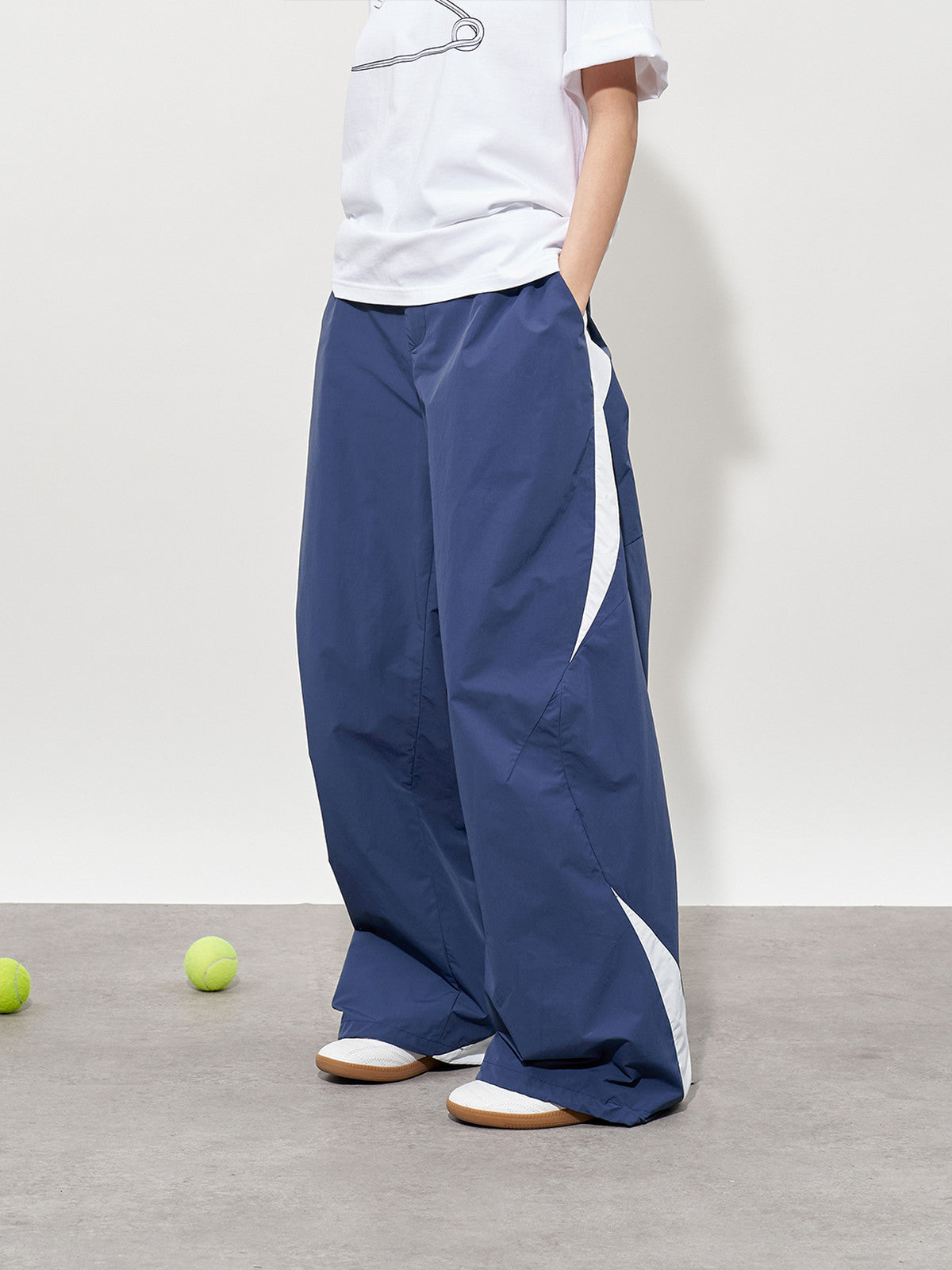 Stuffy & Crazy FMACM Curved Split Stitching Pleated Sports Nylon Pants