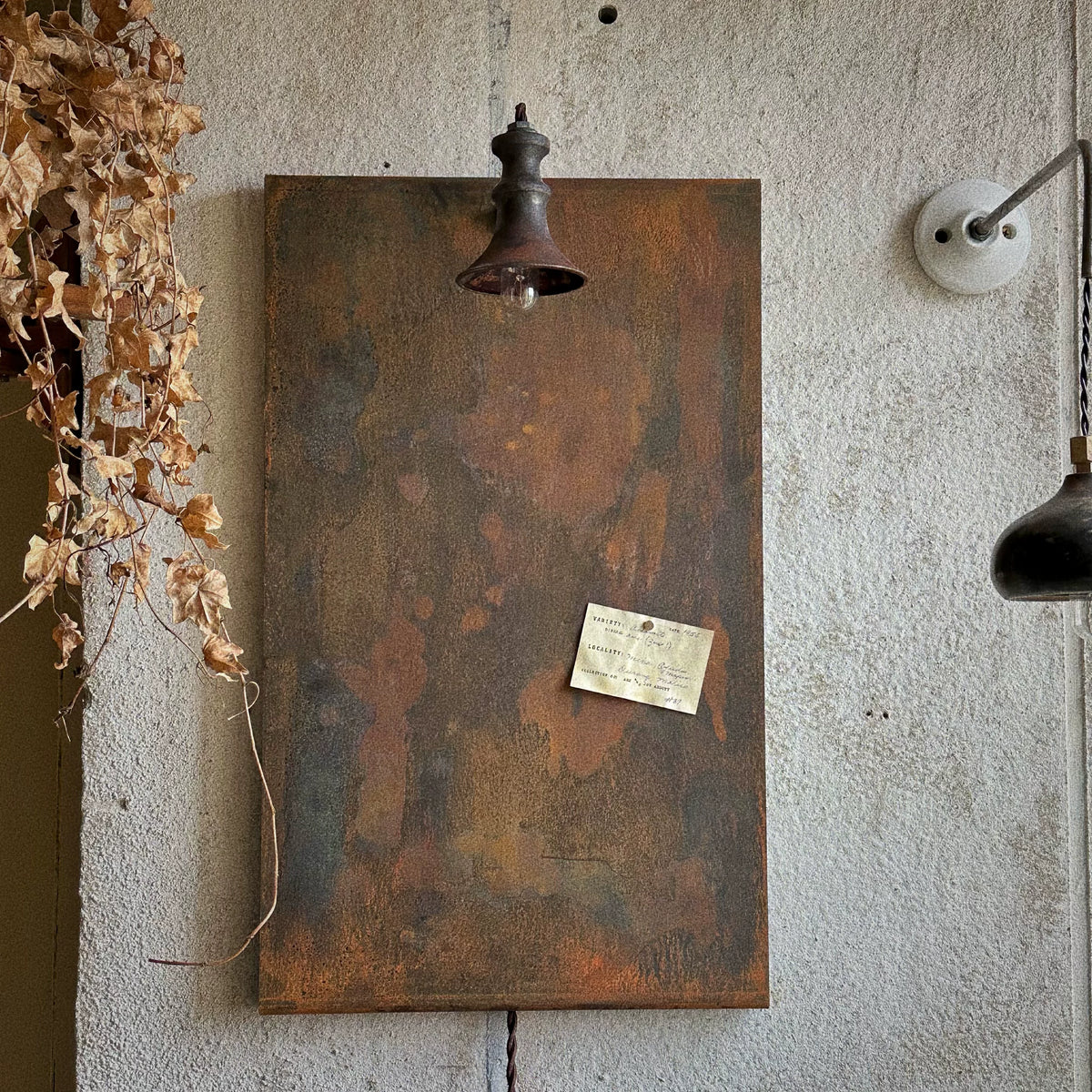 Vintage-style wall lamps,