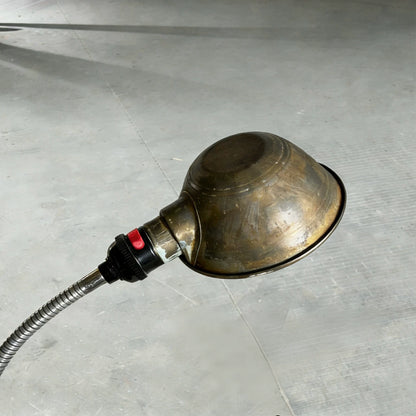 Vintage metal floor lamp with bendable gooseneck three-legged stable base, suitable for homestays, living rooms, studies, wabi-sabi style ambient lighting