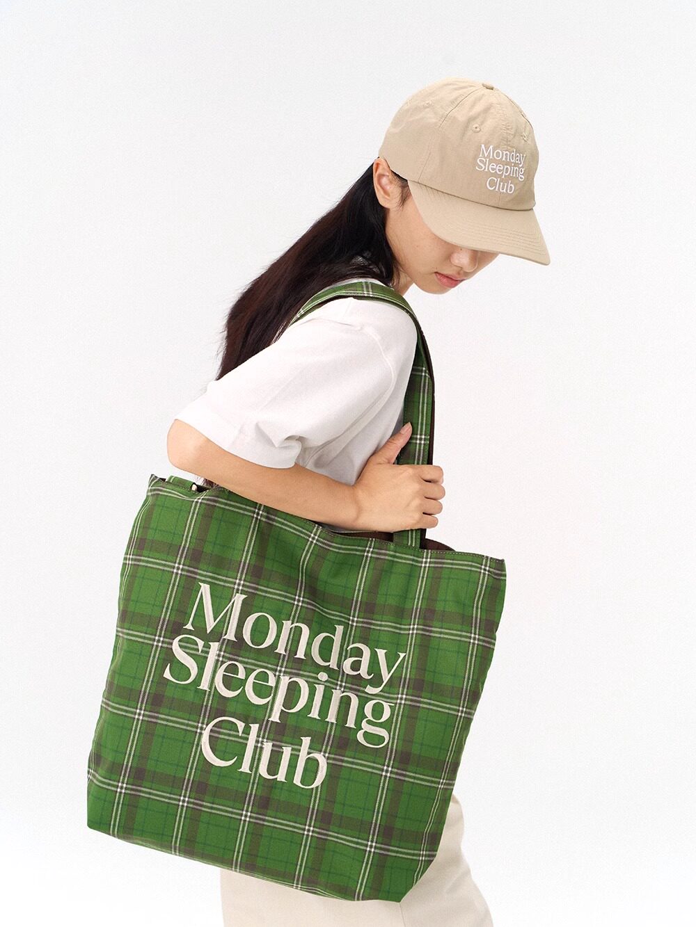 MondaySleepingClub standard font embroidered check contrast tote bag