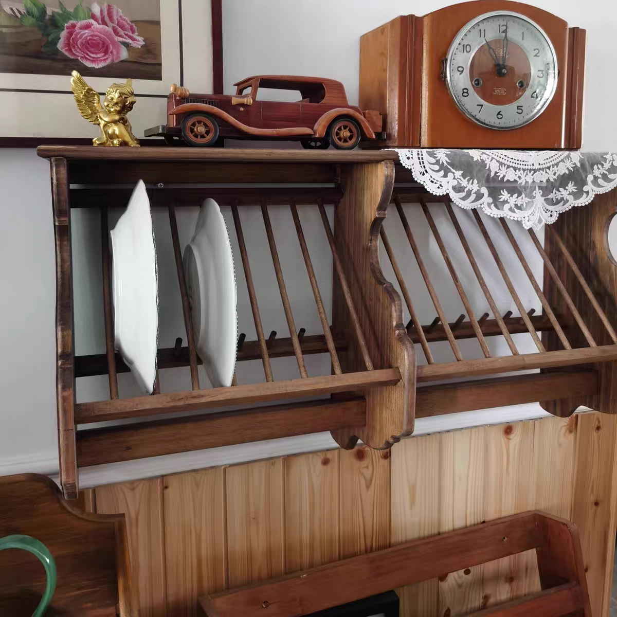 Vintage-style plate racks