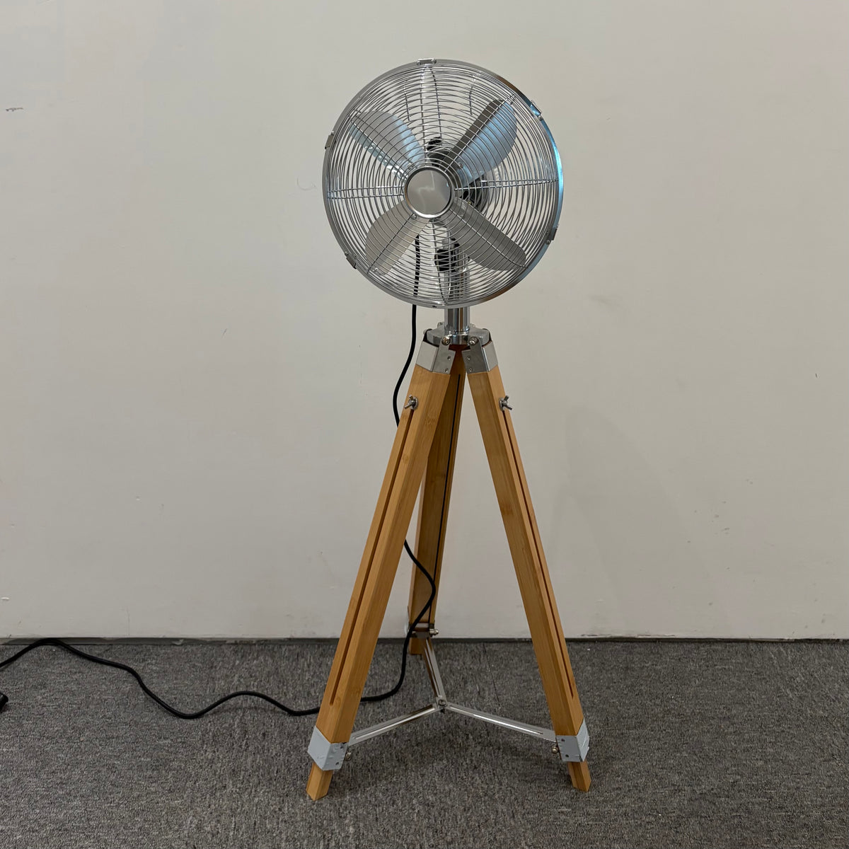 Vintage metal electric fan tripod home quiet standing fan air circulation fan nostalgic head shaker fan