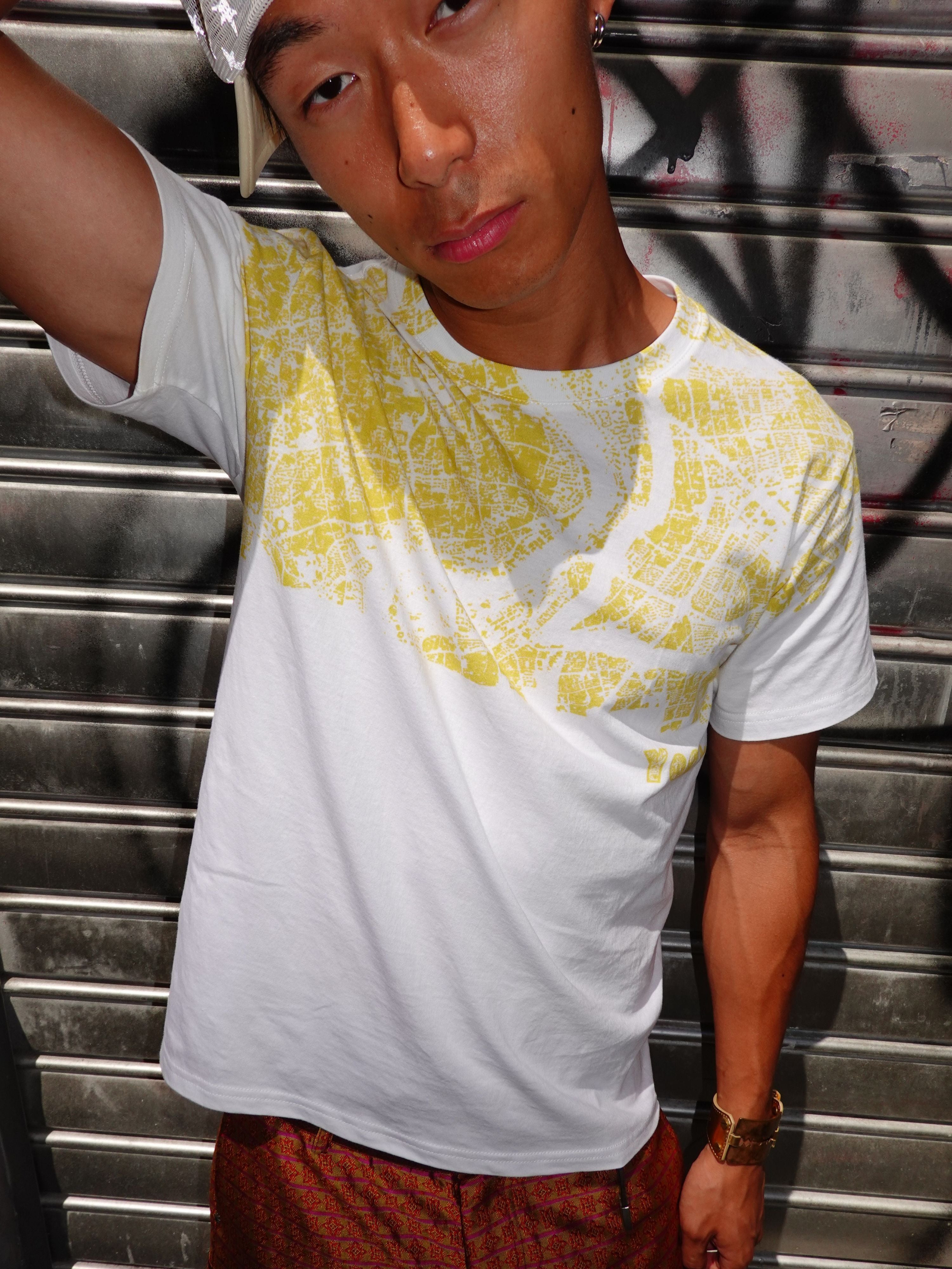 Yan L. Map short-sleeve tee
