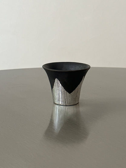 Many black pottery handmade silver-leaf snow mountain cups