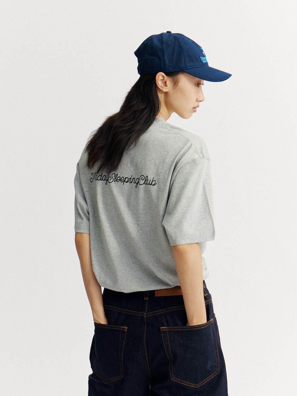 Monday Sleeping Club & DISNEY collaboration collection "Sleepy Mickey" printed short-sleeve T-shirt