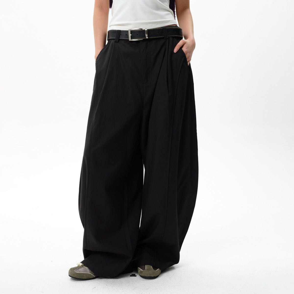 RoaringWild A Arch Lyocell Twill Cocoon-Cut Loose Curved Blade Pants Casual Pants