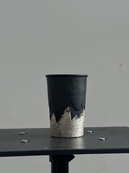 Many black pottery handmade silver-leaf snow mountain cups